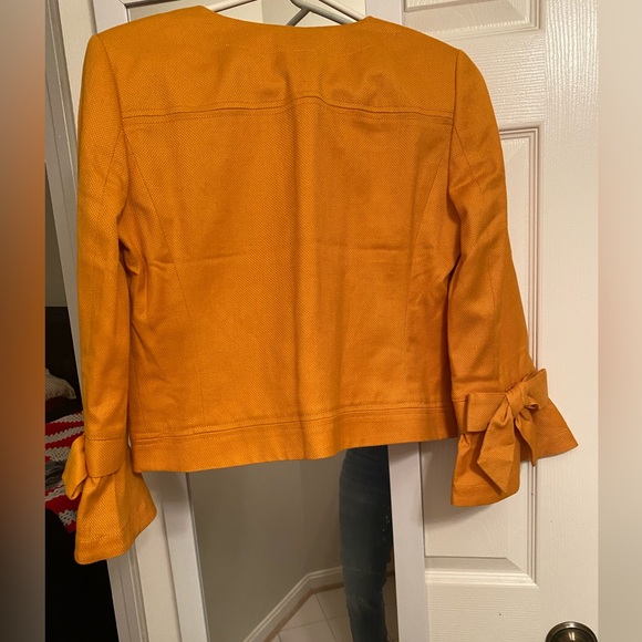 Anne Taylor Loft Yellow Blazer - Picture 2 of 3